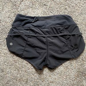 Lululemon shorts black size 0
